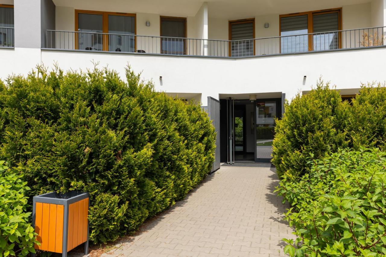 Apartment Warsaw Goclaw & 2 Bedrooms & Parking & Balcony By Noclegi Renters Exterior photo